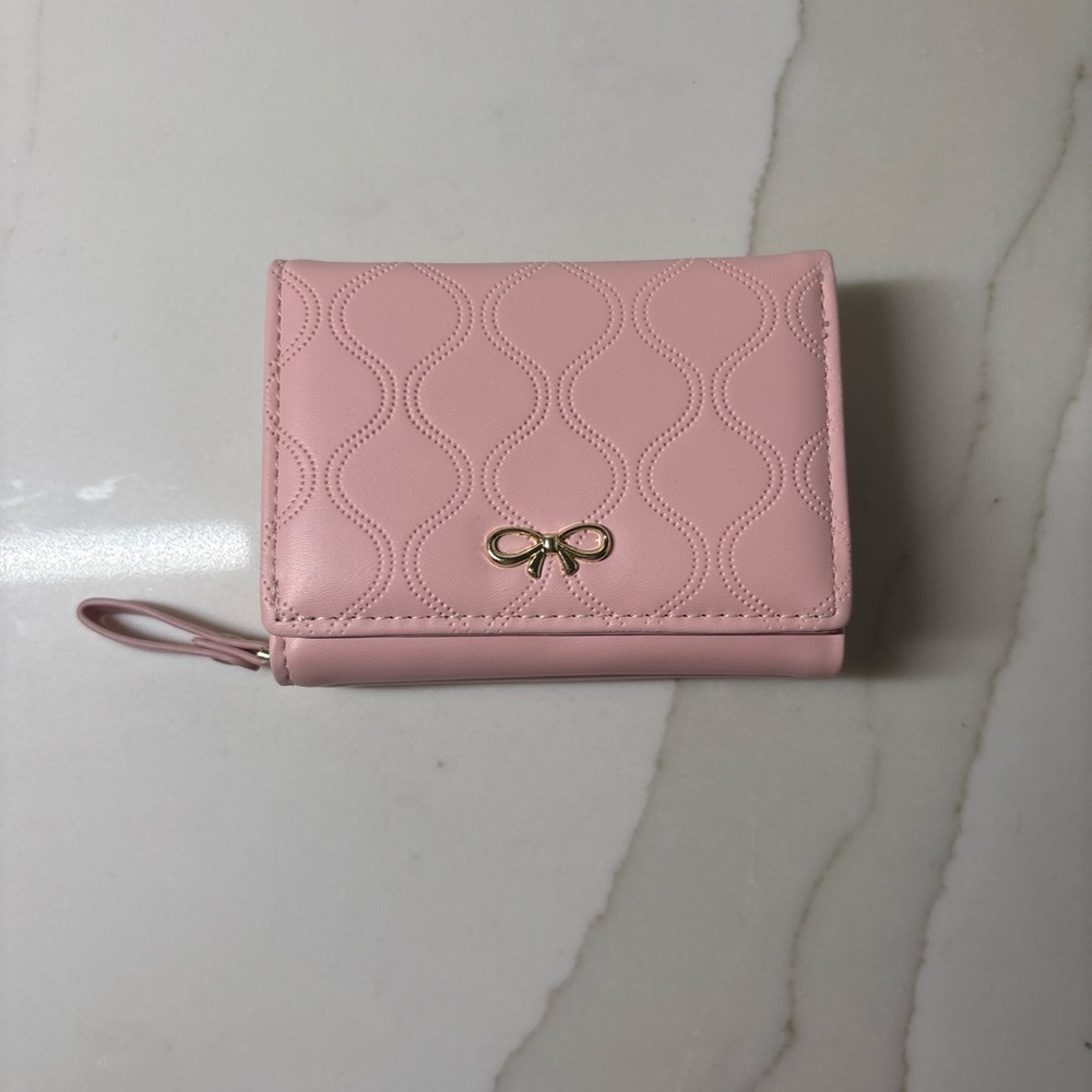 SOLD‼️Pink - Bow Accent Women's Wallet